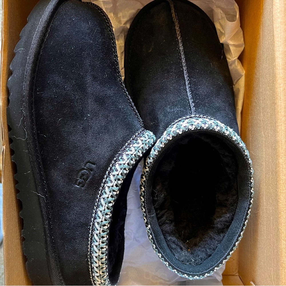UGG Tasman Slippers